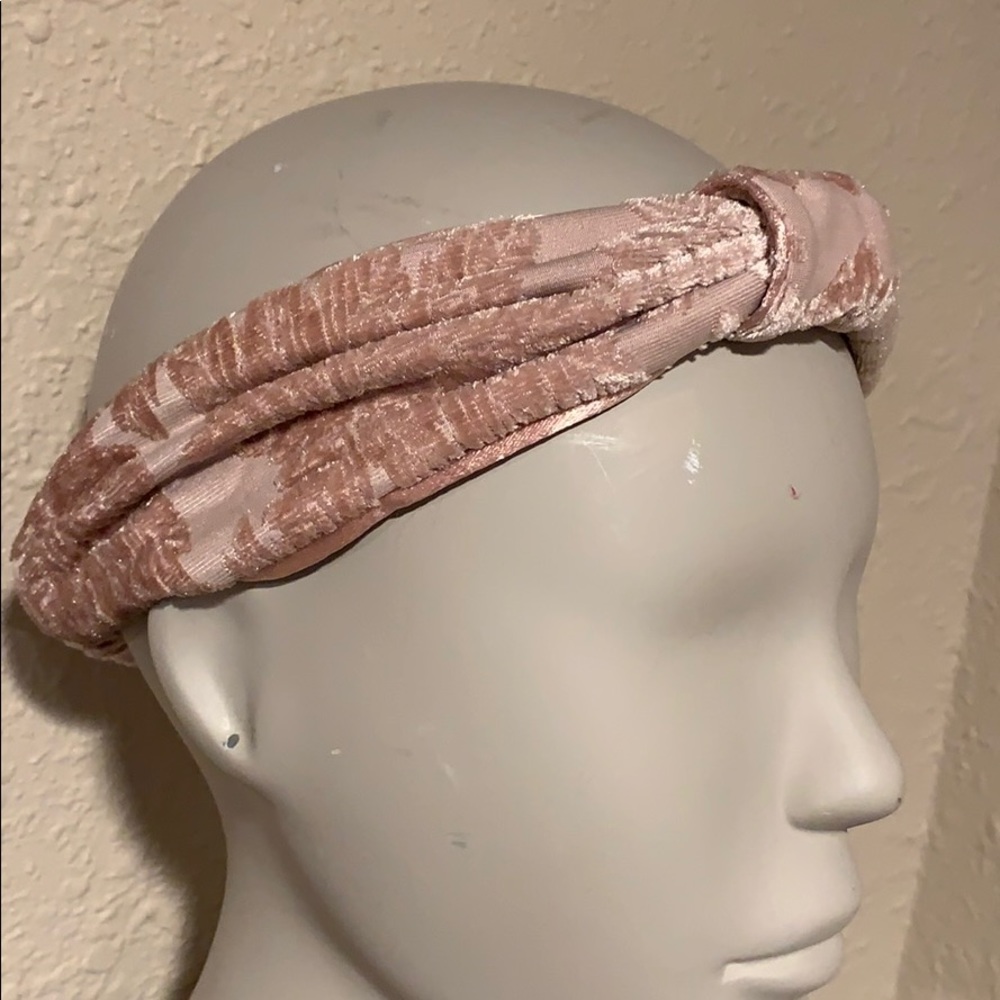 Hair Accessories, lot of 3 - Picture 6 of 8